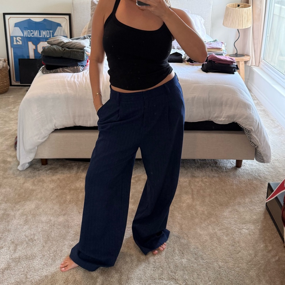 Lioness Women's Navy Wide-Leg Trousers